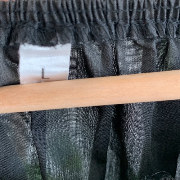 ✨Vintage black peasant blouse made in USA✨ - Picture 5 of 7